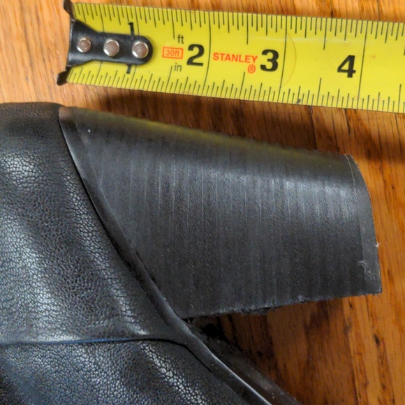 Vince Camuto Hadley Black Leather Ankle Boot Size 10 - Picture 8 of 12